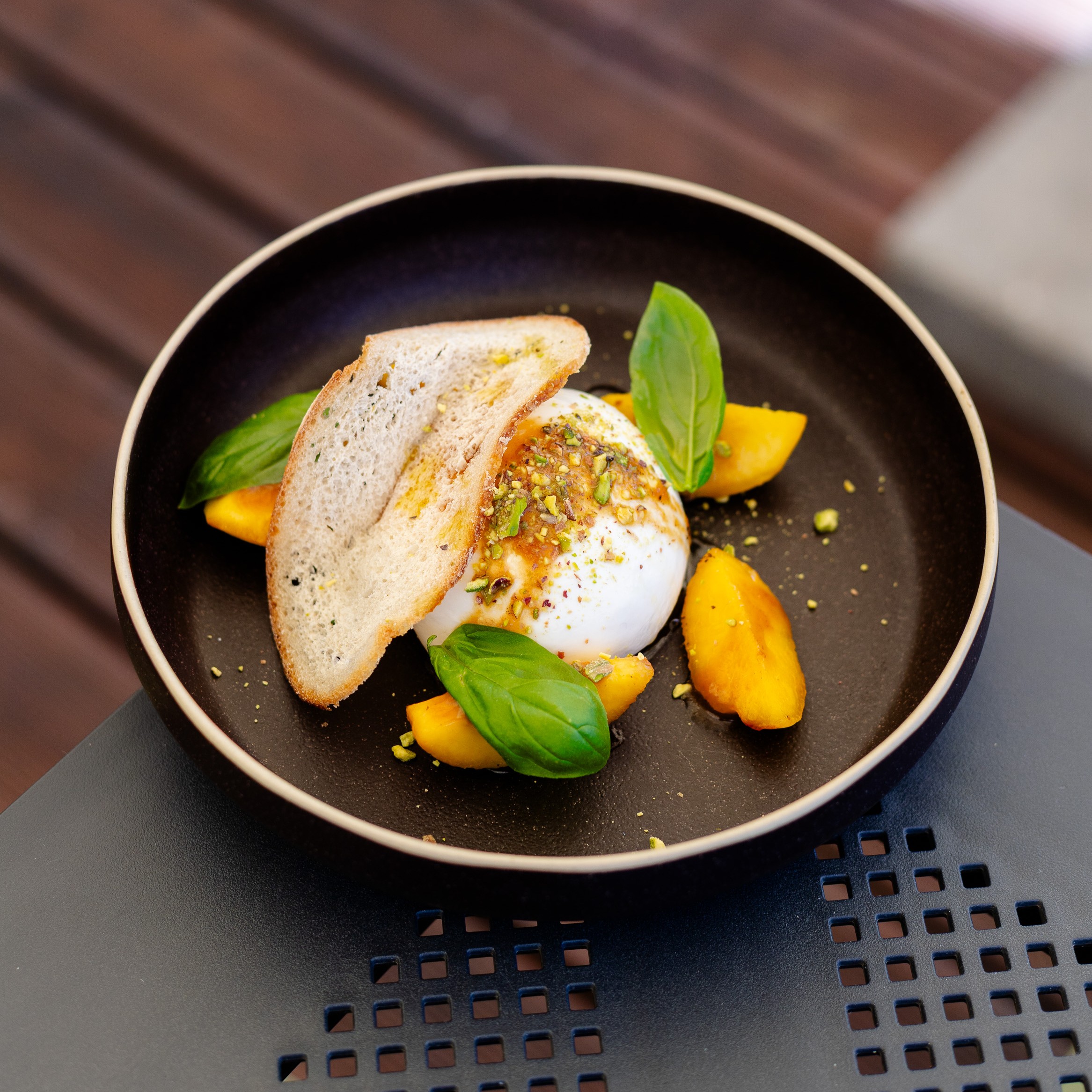 BURRATA S BROSKYŇOU 